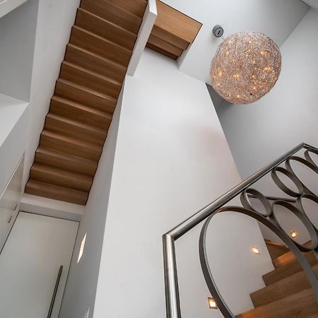 Bed & Wellness Boxtel, Luxe Kamer Met Airco En Eigen Badkamer, Ligbad Exterior foto